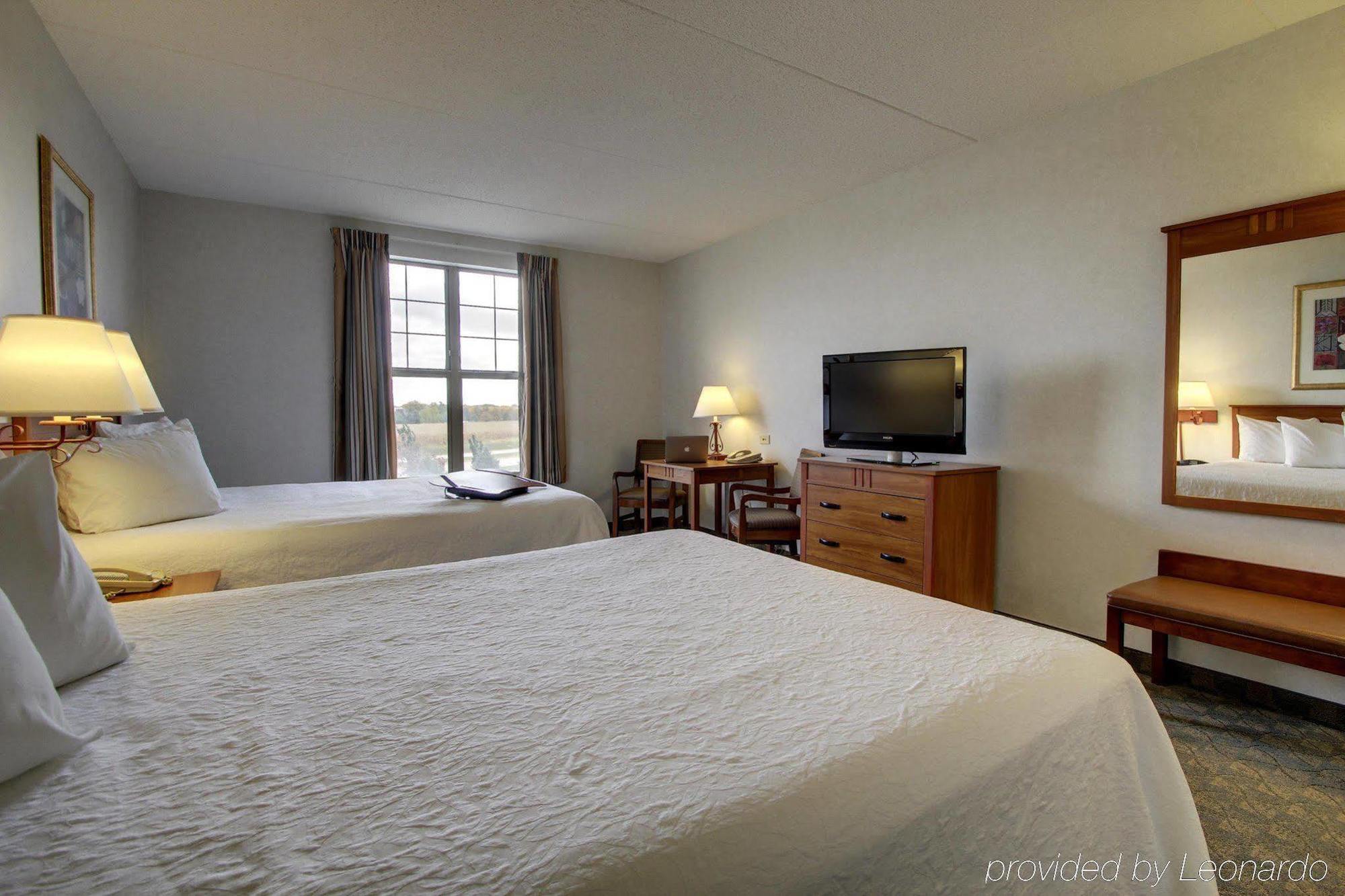 Hampton Inn & Suites Chicago/Аурора Екстериор снимка
