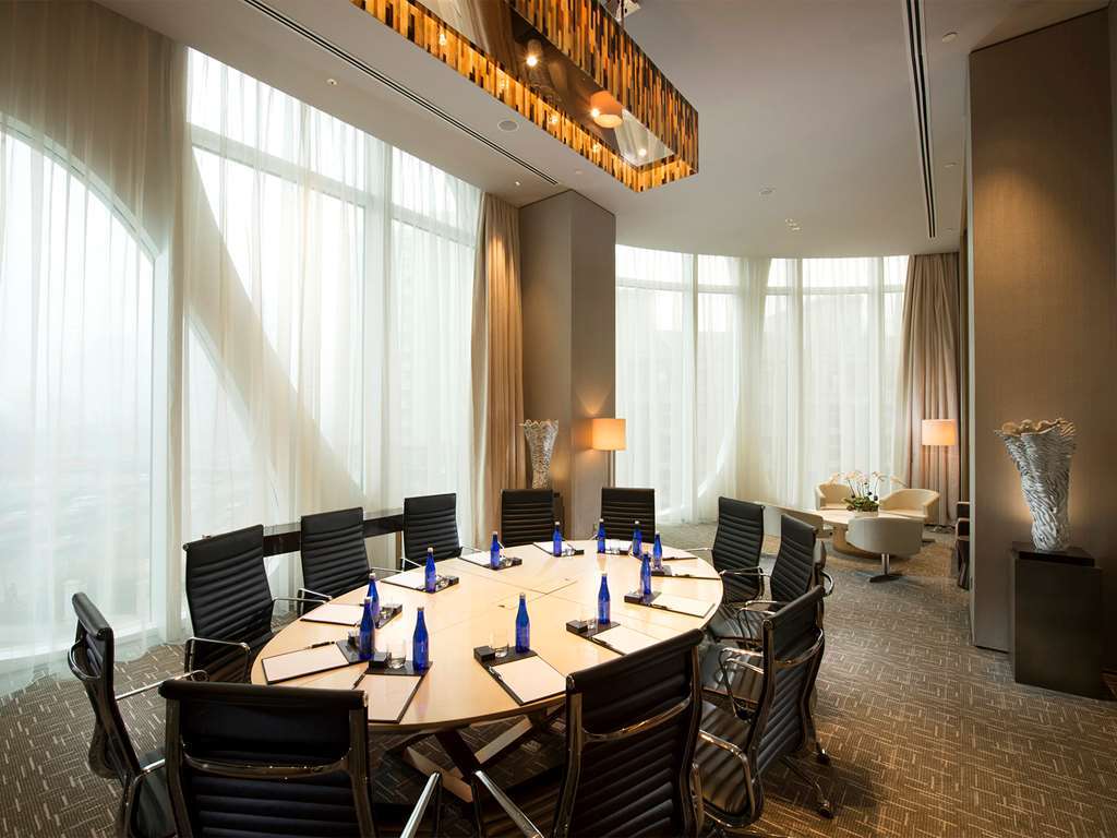 Hampton Inn & Suites Chicago/Аурора Съоръжения снимка